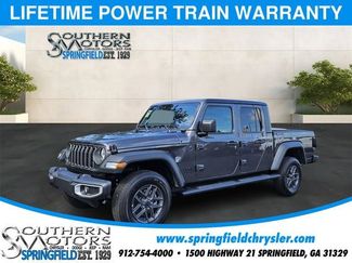 New 2025 Jeep Gladiator Sport video 1