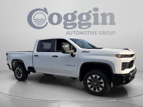 New 2026 Chevrolet Silverado 2500 Custom w/ Custom Value Package AWD/4WD image 7