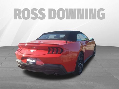 Used 2025 Ford Mustang Premium image 4