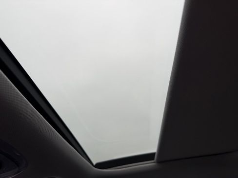 Used 2026 Hyundai Kona Limited image 11