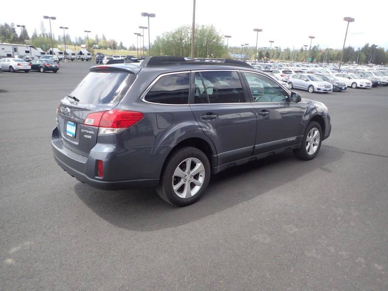 Used 2014 Subaru Outback 2.5i Limited AWD/4WD image 5