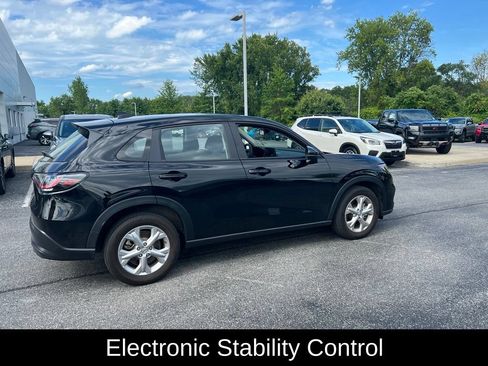 Used 2024 Honda HR-V LX image 9