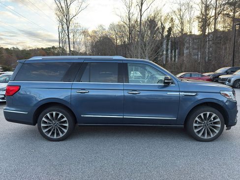 Used 2019 Lincoln Navigator L Select w/ Technology Package image 4