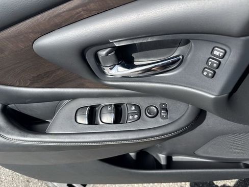 Used 2019 Nissan Murano Platinum image 28