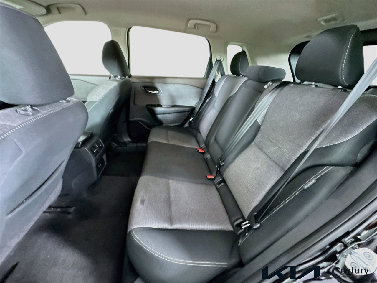Used 2021 Nissan Rogue SV AWD/4WD image 22
