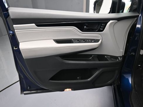Used 2021 Honda Odyssey Elite image 13