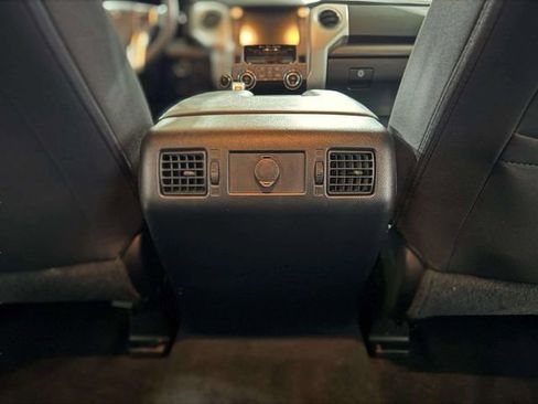 Used 2020 Toyota Tundra 4x4 CrewMax image 23