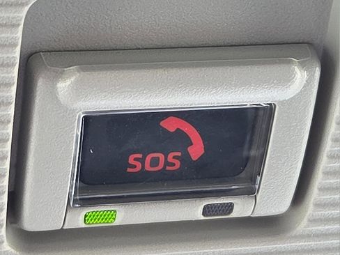 Used 2024 Toyota RAV4 XLE image 21