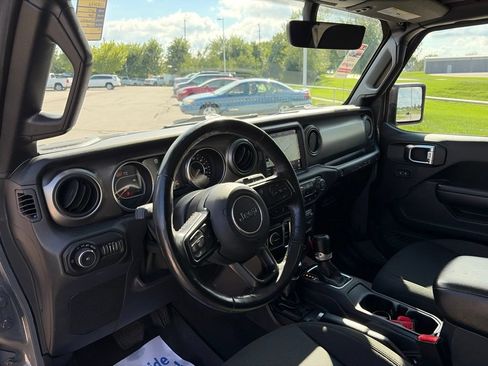 Used 2021 Jeep Wrangler Unlimited Sport AWD/4WD image 42
