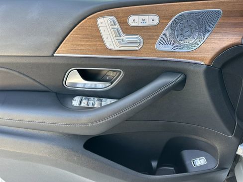 Certified 2020 Mercedes-Benz GLE 350 4MATIC image 12