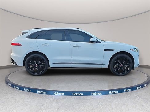 Used 2021 Jaguar F-PACE R-Dynamic S image 5