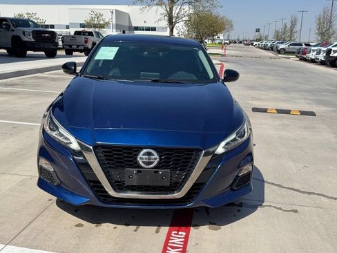 Used 2021 Nissan Altima 2.5 SR FWD image 5