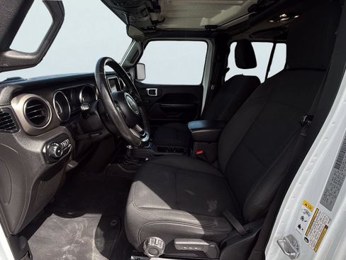 Used 2019 Jeep Wrangler Unlimited Sport S AWD/4WD image 12
