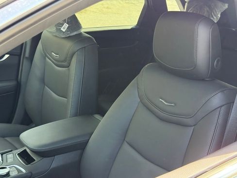 New 2026 Cadillac XT5 Premium Luxury image 15