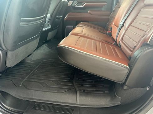 Used 2023 GMC Sierra 1500 Denali Ultimate AWD/4WD image 31
