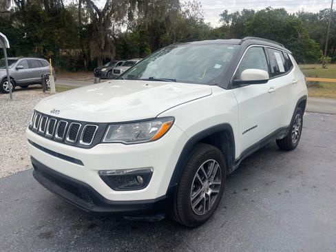 Used 2018 Jeep Compass Latitude w/ Popular Equipment Group image 6