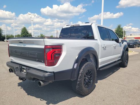 Used 2025 Ford F150 Raptor AWD/4WD image 3