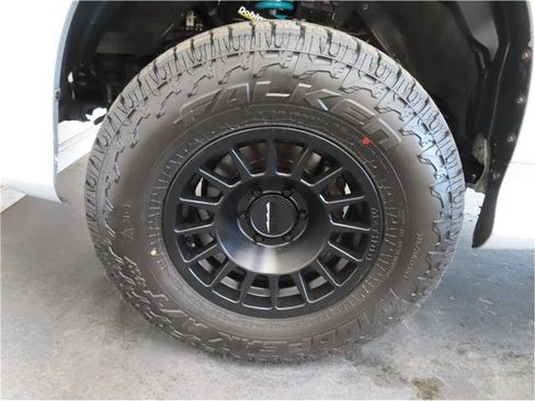 Used 2016 Lexus GX 460 image 34