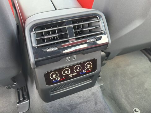 New 2027 BMW M5 w/ Executive Package AWD/4WD image 18