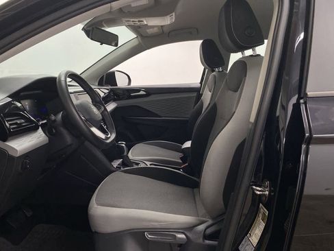 Used 2022 Volkswagen Taos S image 13