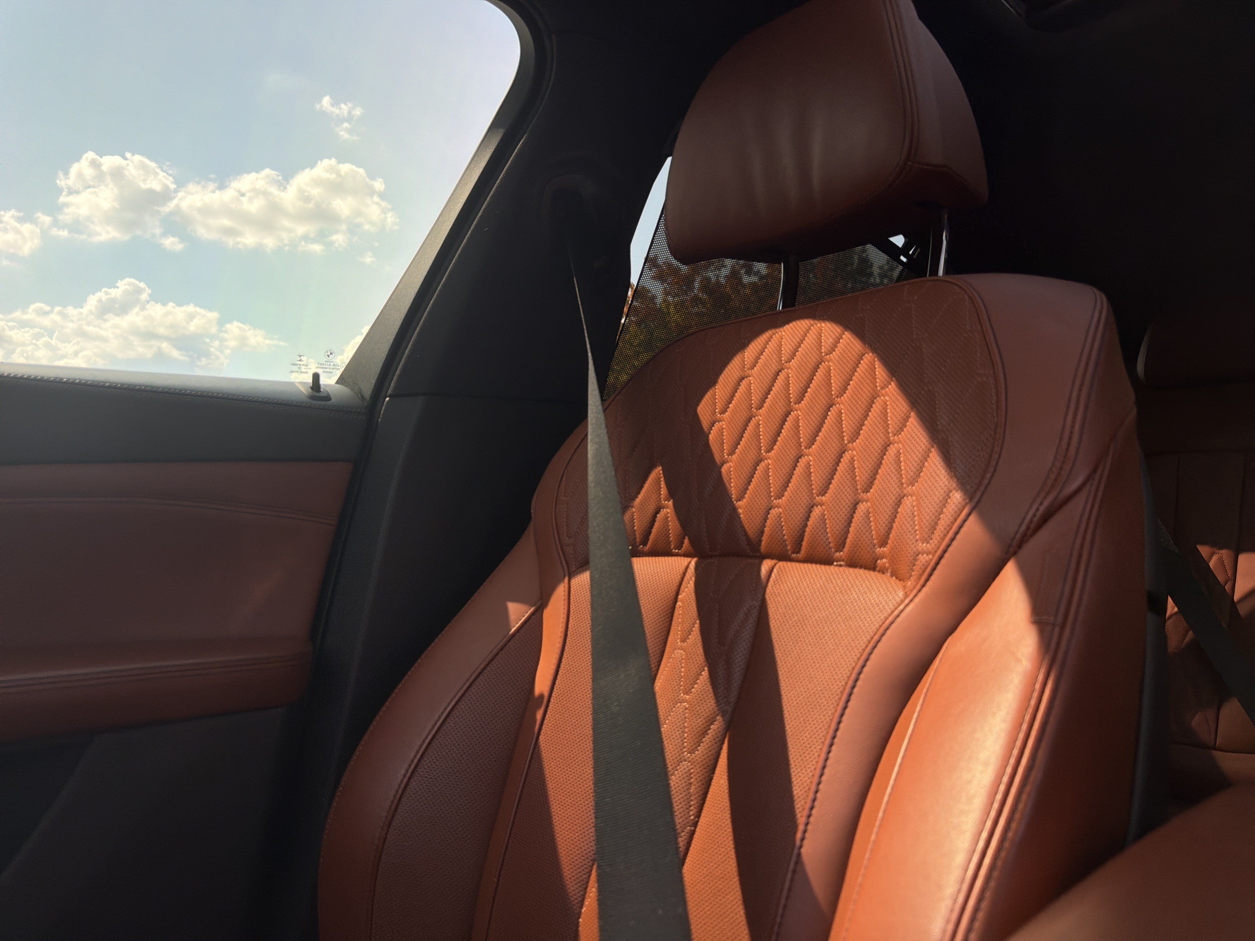 Used 2021 BMW X6 M50i w/ Executive Package AWD/4WD image 22