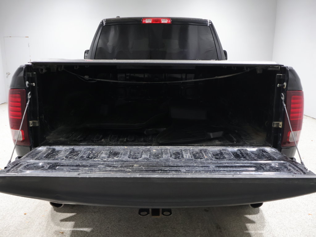Used 2015 RAM 1500 Express w/ Black Ram 1500 Express Group AWD/4WD image 5