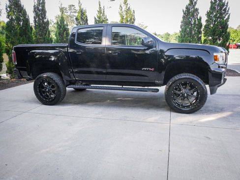 Used 2021 GMC Canyon AT4 w/ Trailering Package AWD/4WD image 11