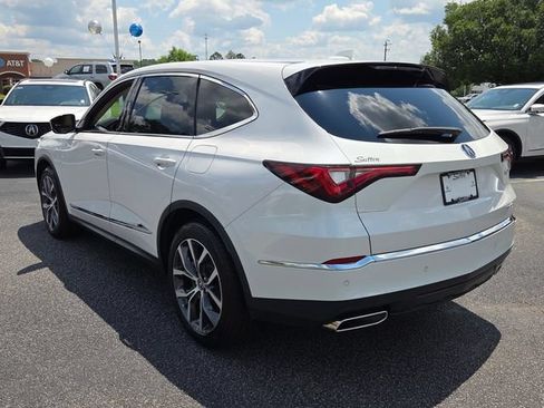 Used 2024 Acura MDX SH-AWD w/ Technology Package image 11