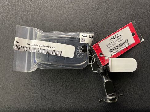 New 2026 Toyota Camry SE image 24