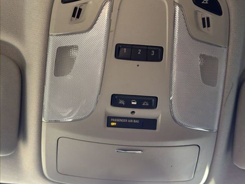 Used 2016 Buick LaCrosse image 21