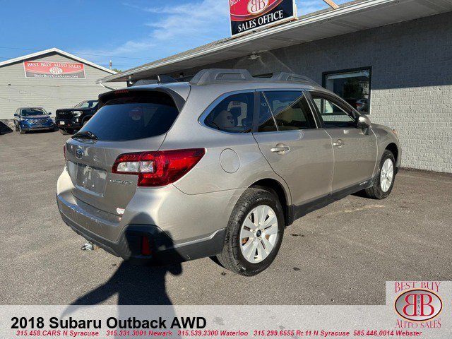 Used 2018 Subaru Outback 2.5i Premium AWD/4WD image 3