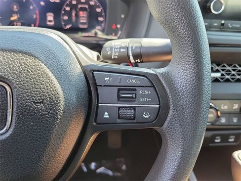 Used 2023 Honda Accord EX image 5