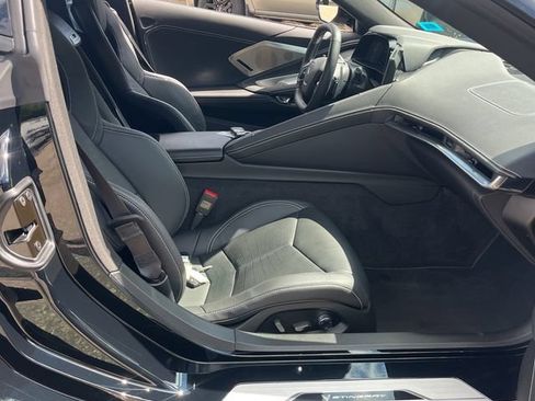 Used 2024 Chevrolet Corvette Stingray Preferred Cpe w/ Battery Protection Package RWD image 6