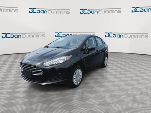 Used 2019 Ford Fiesta S FWD image 4