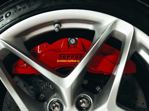 Used 2022 Ferrari Roma RWD image 92