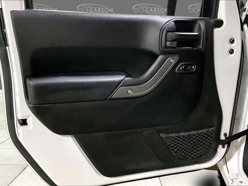 Used 2017 Jeep Wrangler Sport w/ Quick Order Package 24S image 11