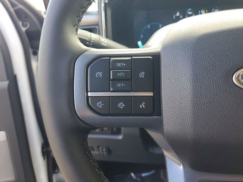 New 2026 Ford F350 Lariat w/ Black Appearance Package AWD/4WD image 11