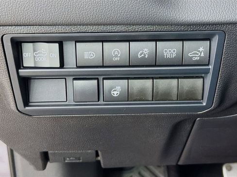 New 2026 Toyota Tundra Limited AWD/4WD image 10
