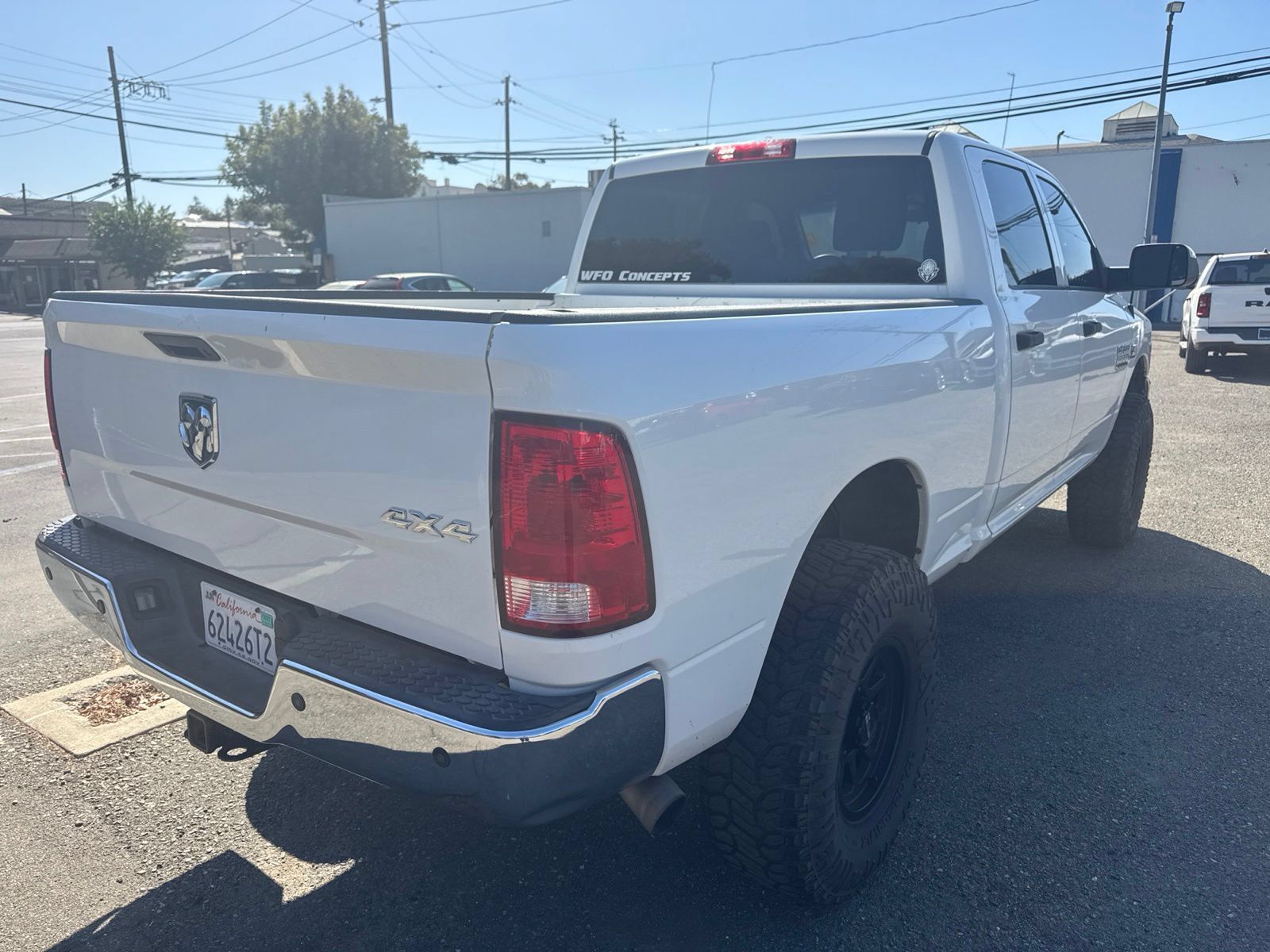 Used 2018 RAM 2500 Tradesman w/ Chrome Appearance Group AWD/4WD image 3