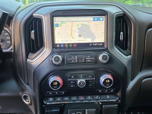 Used 2020 GMC Sierra 2500 Denali w/ Denali Ultimate Package AWD/4WD image 14