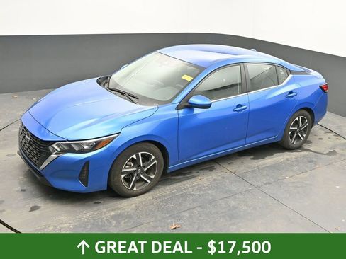 Used 2025 Nissan Sentra SV image 39