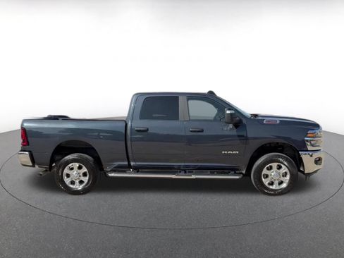 Used 2025 RAM 2500 Big Horn AWD/4WD image 13