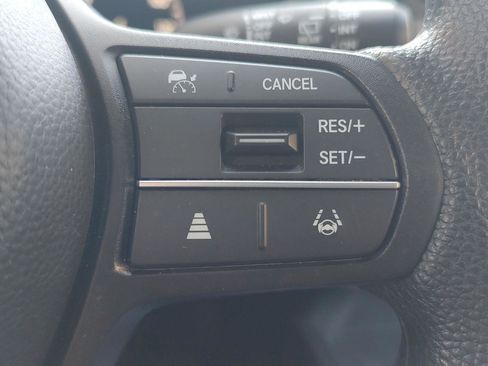 Used 2023 Honda HR-V LX image 14