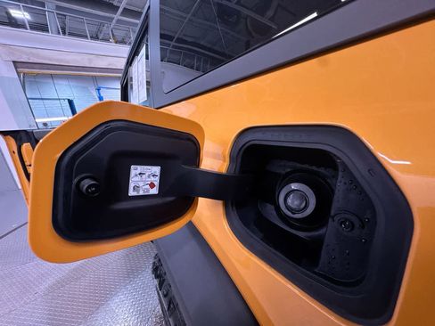 Used 2022 Ford Bronco Badlands image 38