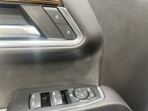 Used 2024 GMC Sierra 1500 Elevation AWD/4WD image 13