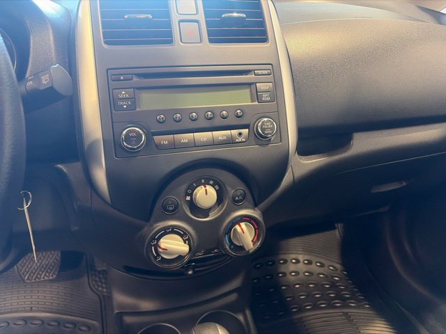 Used 2014 Nissan Versa Note SV FWD image 14