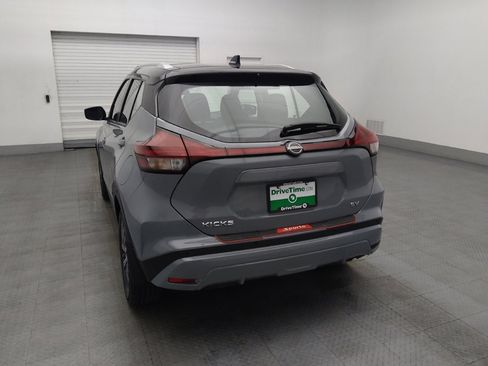 Used 2023 Nissan Kicks SV FWD image 6