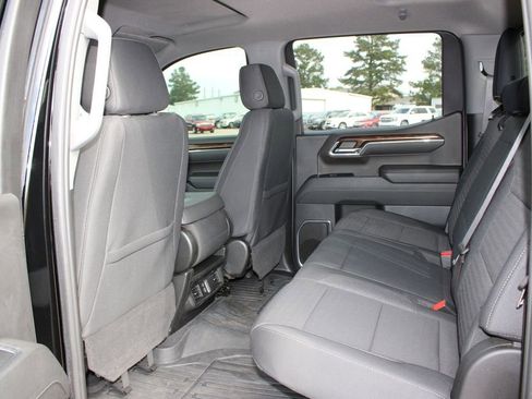 Used 2024 GMC Sierra 1500 SLE AWD/4WD image 9