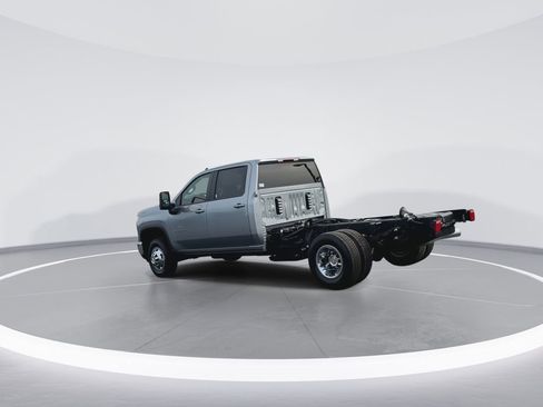 New 2026 Chevrolet Silverado 3500 LT w/ Convenience Package image 6