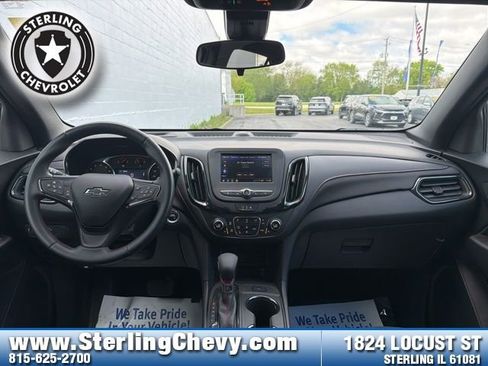 Used 2023 Chevrolet Equinox RS AWD/4WD image 9